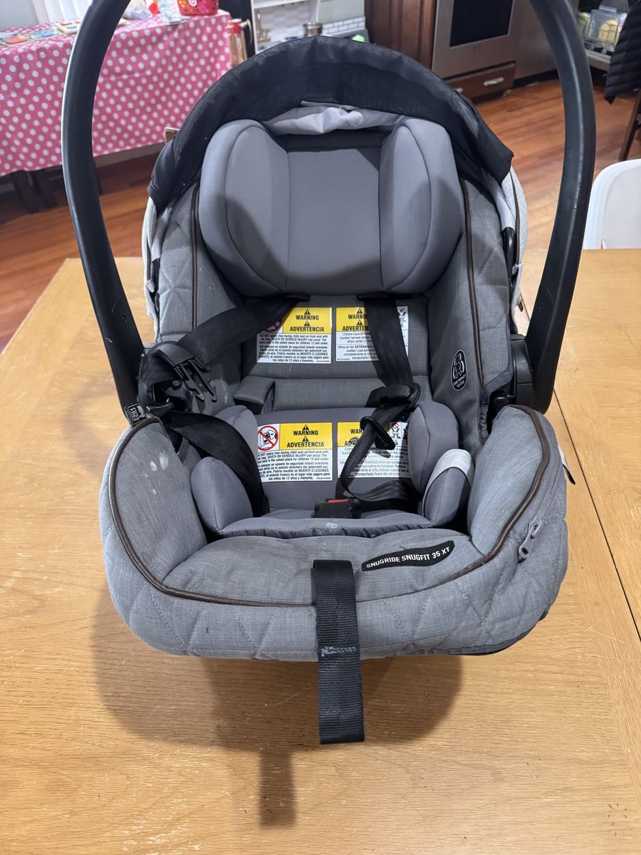 Graco car seat and base