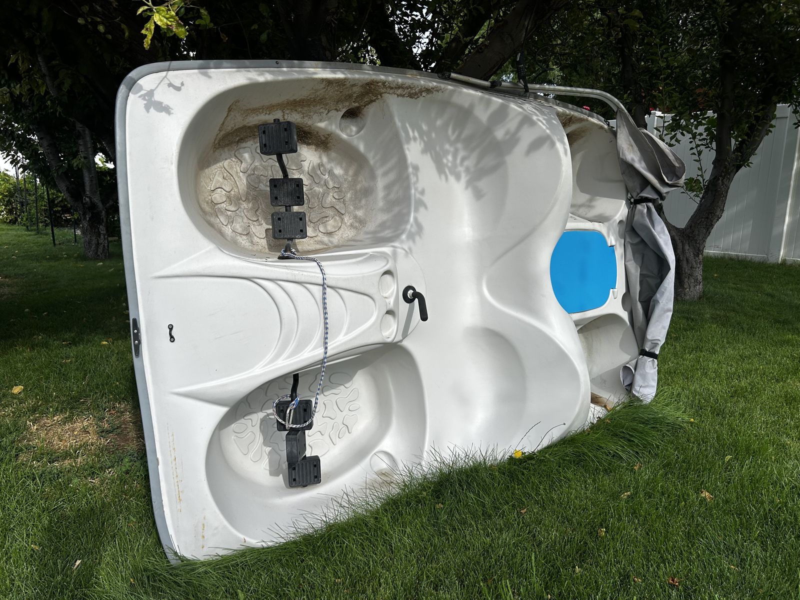 Sun Dolphin 5 pedal boat