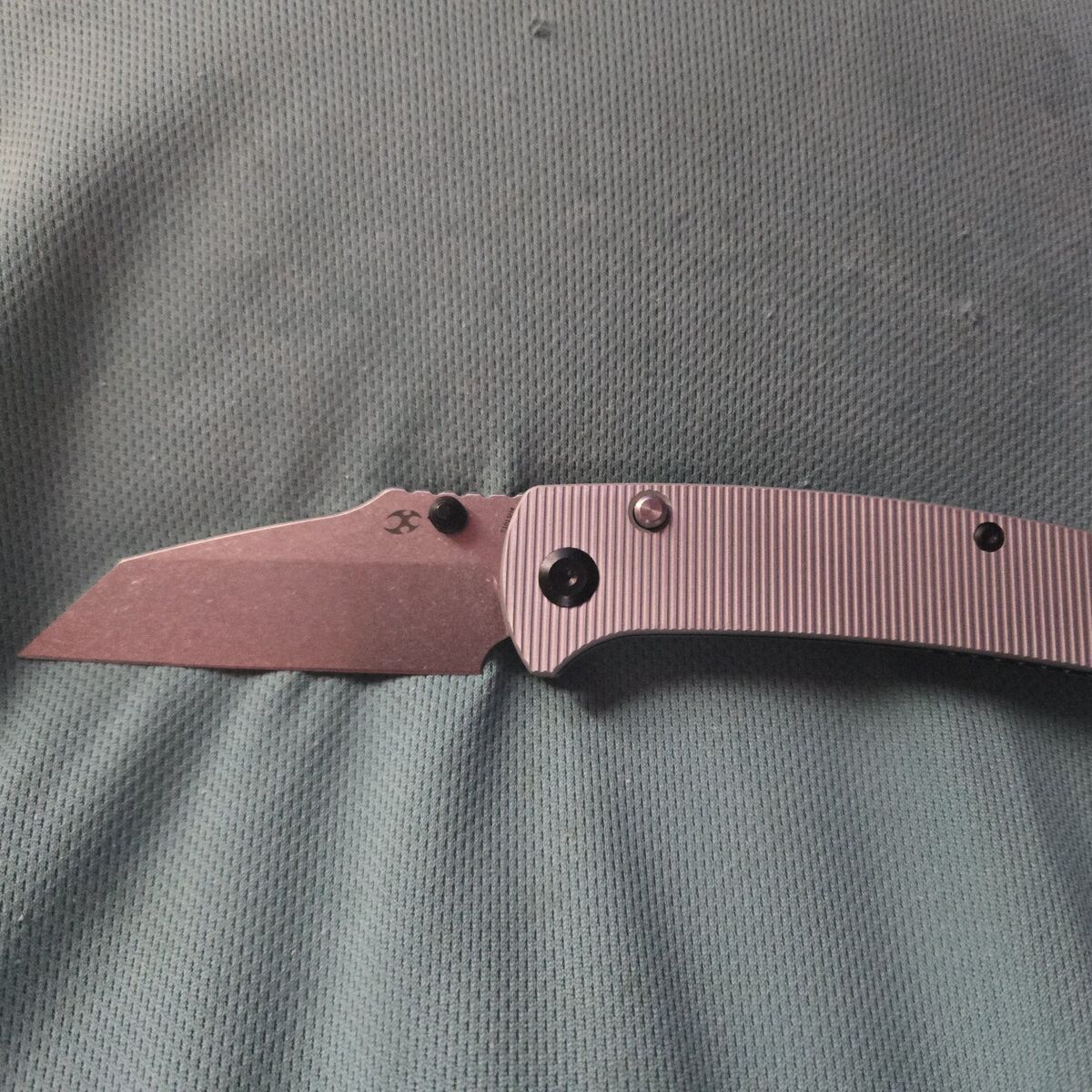 Kansept Main street prototype top liner button