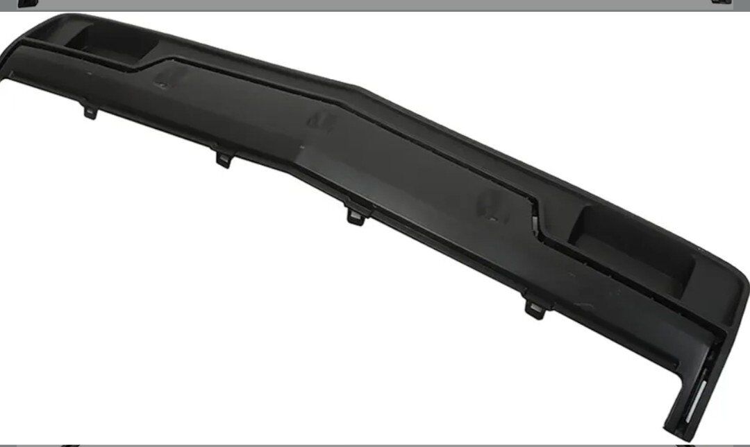 Main image 3