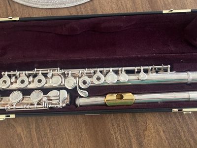 YAMAHA 371 ALLEGRO OPEN-HOLE B-FOOT FLUTE