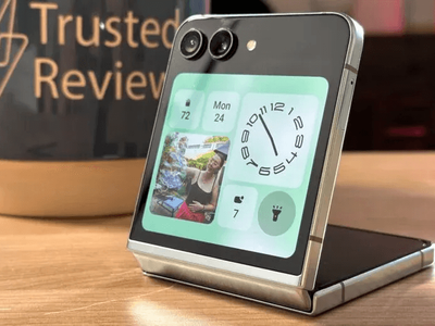 SAMSUNG Galaxy Z Flip 5 - 256 GB Unlocked