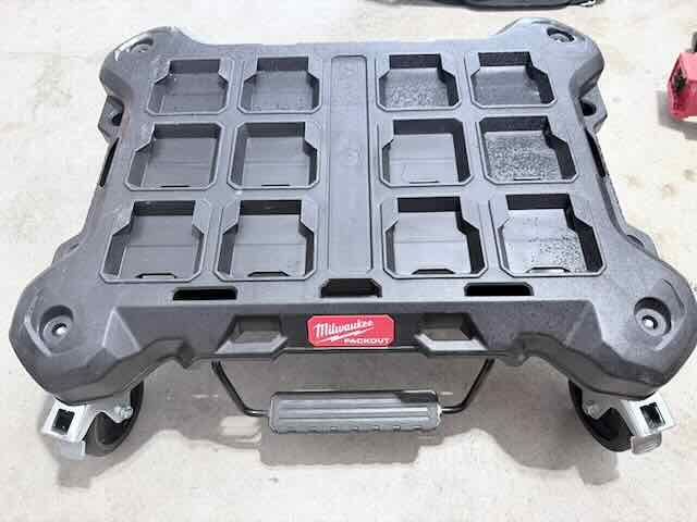 Milwaukee PACKOUT Dolly 48-22-8410 - Rolling Base for PACKOUT Tool Boxes