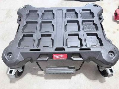Milwaukee PACKOUT Dolly 48-22-8410 - Rolling Base for PACKOUT Tool Boxes