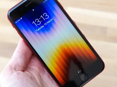 iphone SE 3rd Generation 64 GB Unlocked