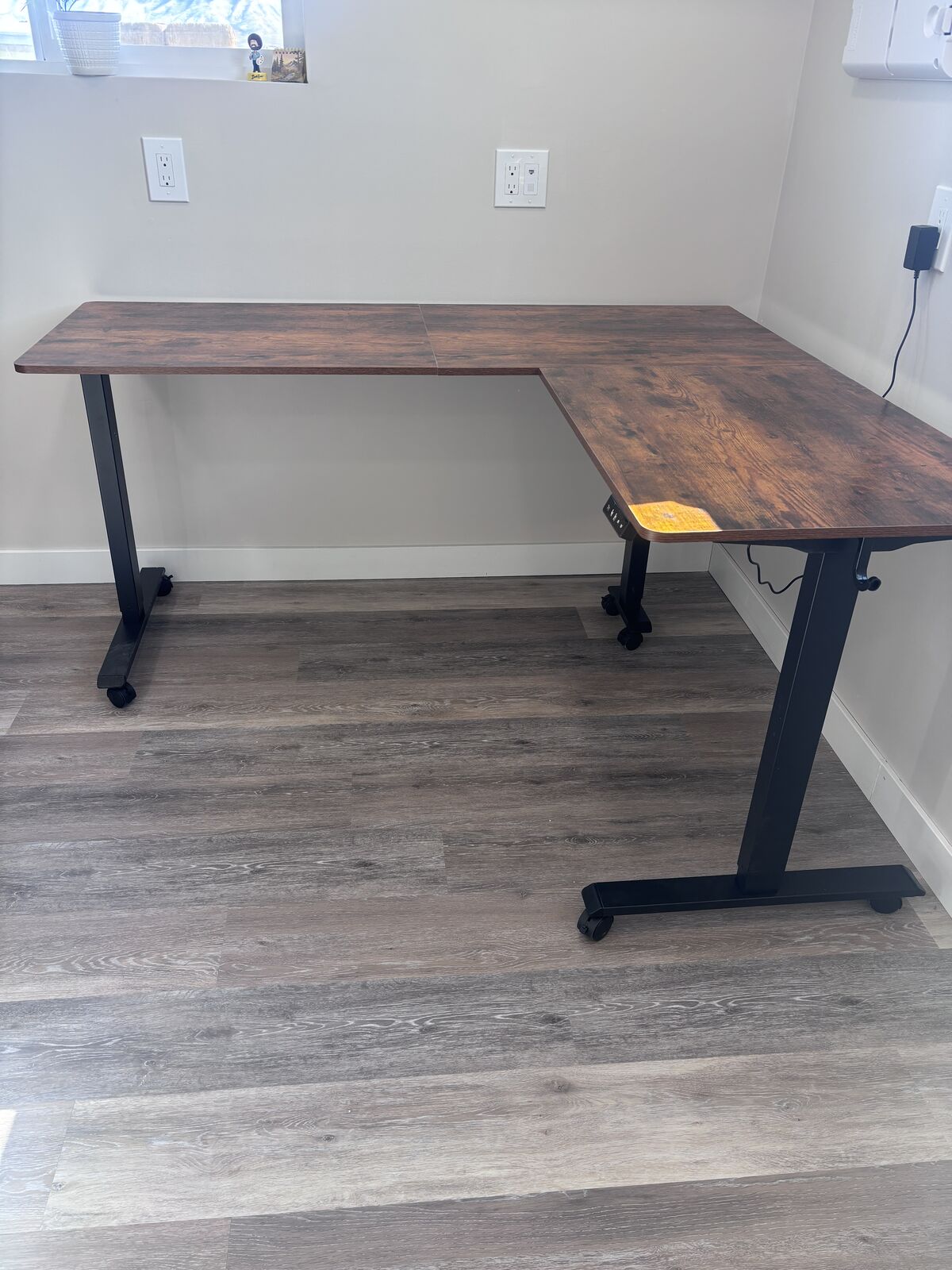 L-Shaped Electric Standing Desk