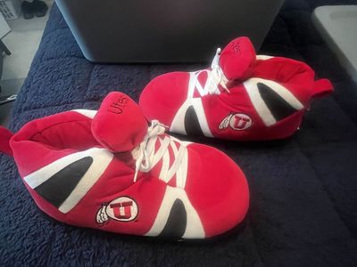 University of Utah Comfy game watching Slippers