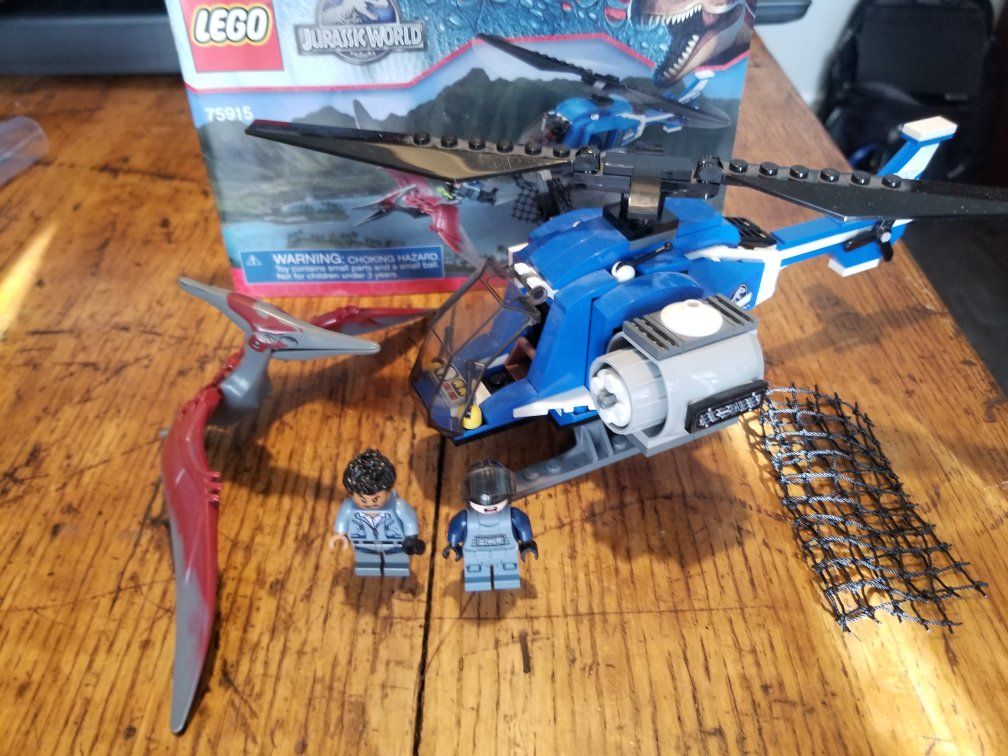 LEGO Jurassic World 75915 Pteranodon Capture