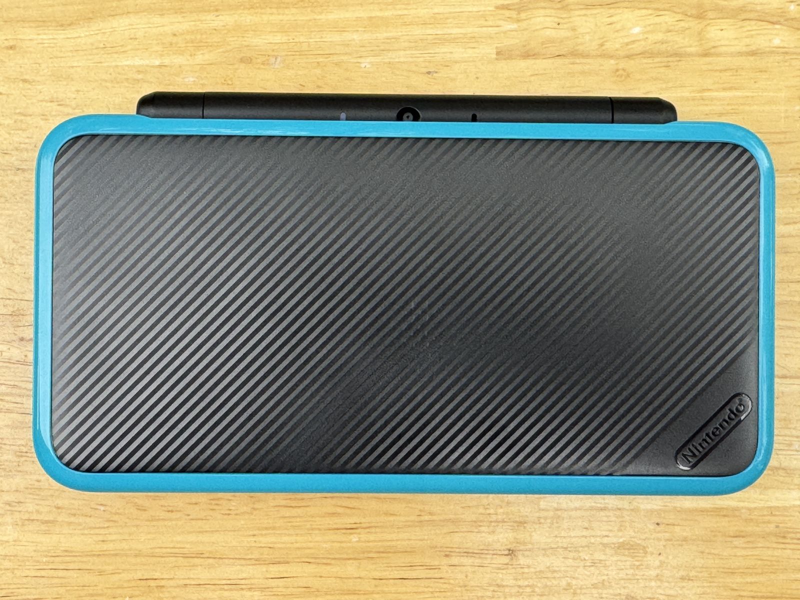 Nintendo 2DS XL Handheld Console - Black & Blue with Carbon Fiber Design, Stylus Included W/ Super Smash Bros!