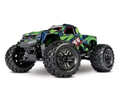 Traxxas Hoss 4x4 BXL with two batteries