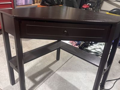 Corner Desk
