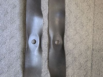 New John Deere Standard (Non-Mulch) blades for a 42 inch Accel Deep Mower Deck UC22008