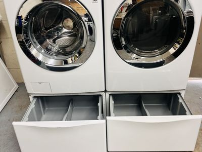LG washer and dryer set