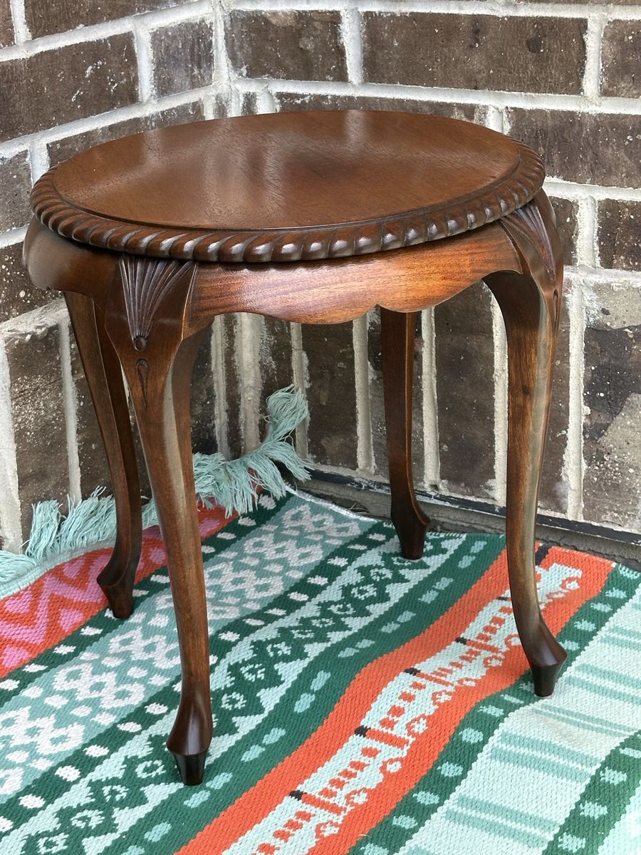 Vintage Round Wooden Accent Side End Table with Carved Rope Edge