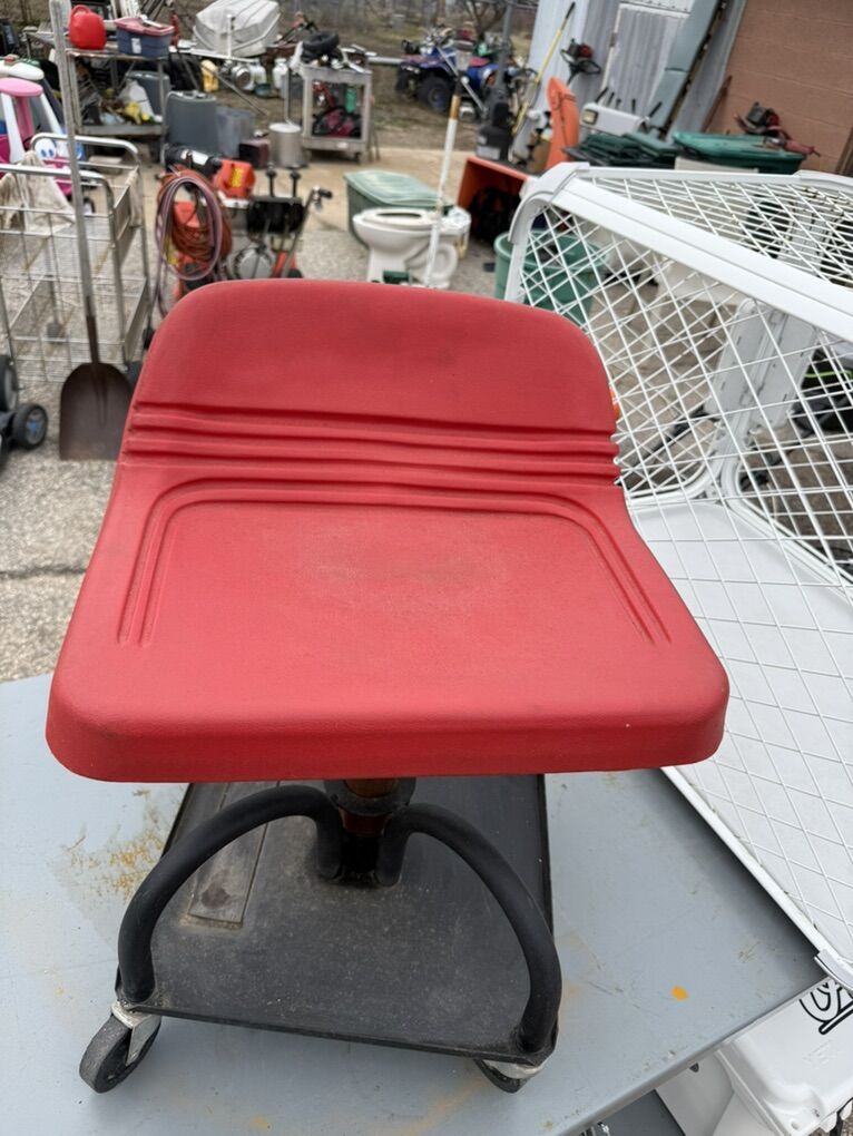 Whiteside Mechanic's Rolling Seat