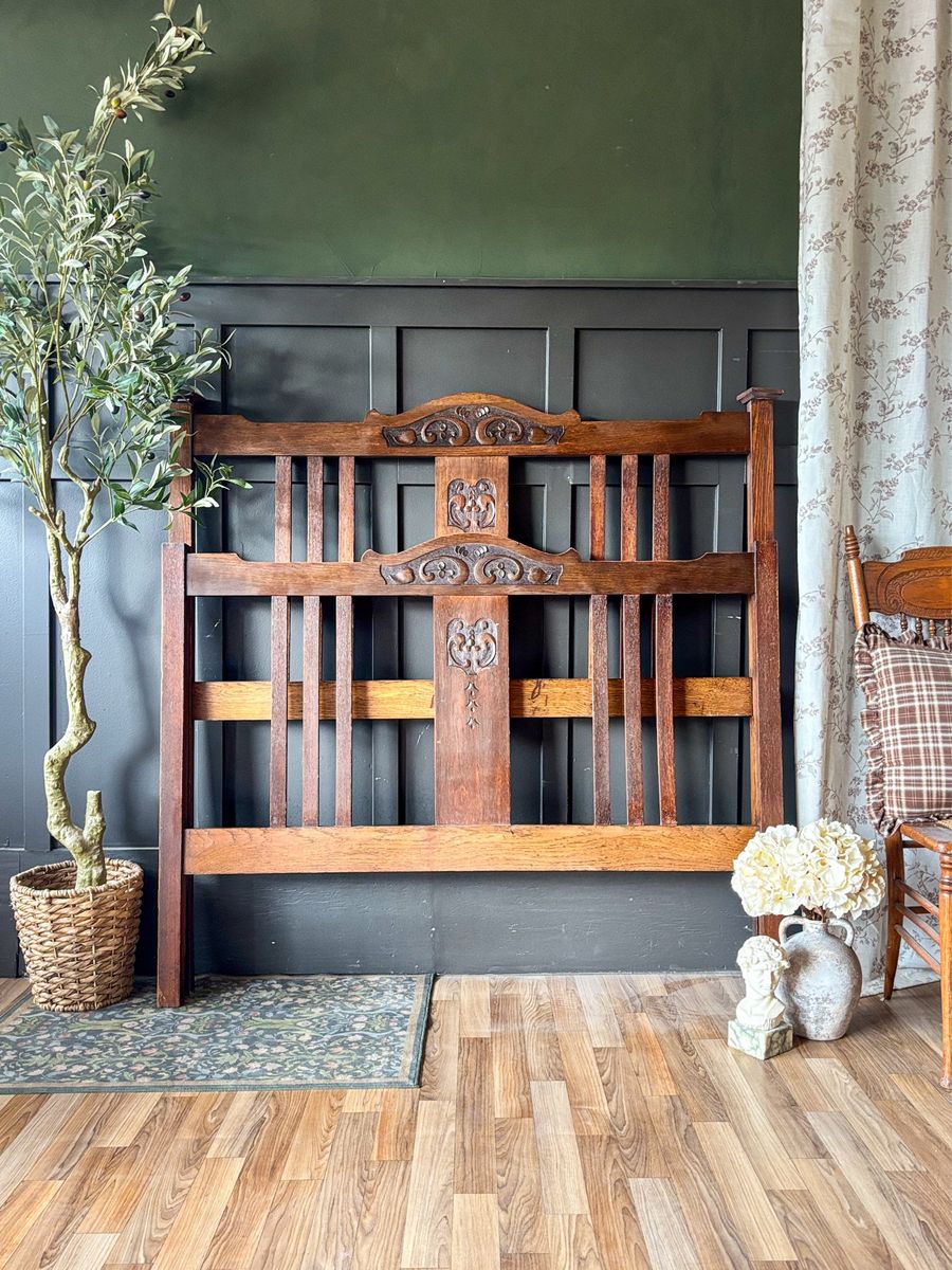 *FREE DELIVERY* Antique Wooden Full Size Bed Headboard & Footboard Circa 1890s–1910s