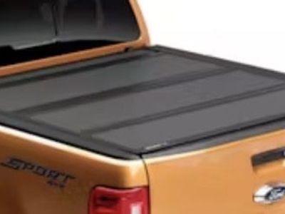RealTruck BAKFLIP MX4 folding bed cover, Ford Ranger/Ranger Raptor, 2024 - 2025.