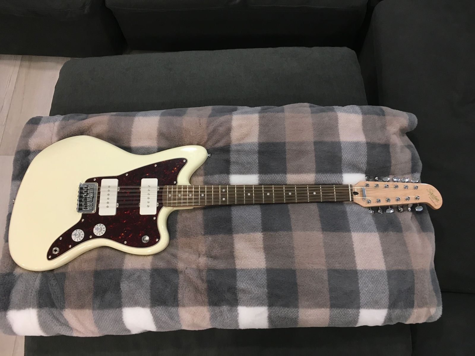 Squier Jazzmaster 12-String Electric Guitar - Vintage Blonde, Dual Humbuckers