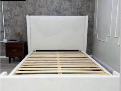 ABBYSON CREAM QUEEN BED WE OFFER DELIVERY