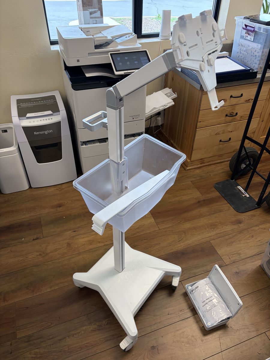 Tryten Nova Pro Mobile Tablet Station T2700 with T2557 Caddy Medical Hospital
