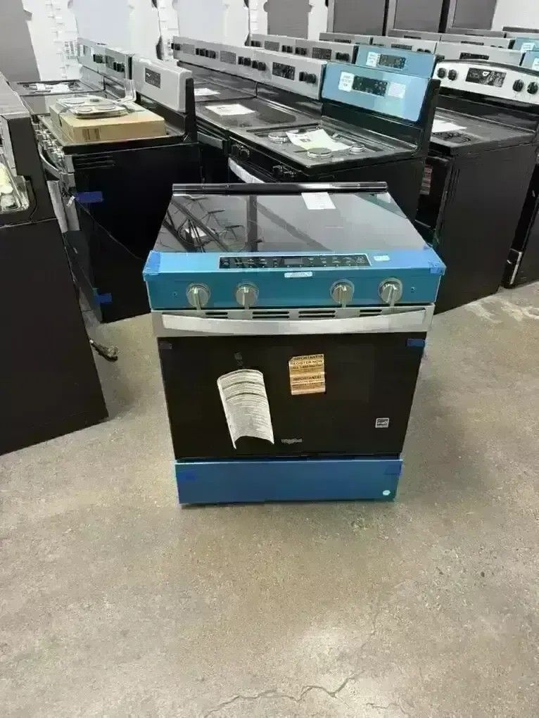 NEW WHIRLPOOL SMART ELECTRIC SLIDE IN RANGE