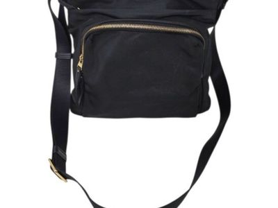 Tumi Voyageur Capri Crossbody Nylon Bag Black Mid-Size