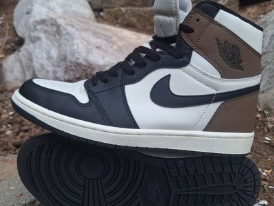 Mens 12 Air Jordan 1 High Tops Mocha