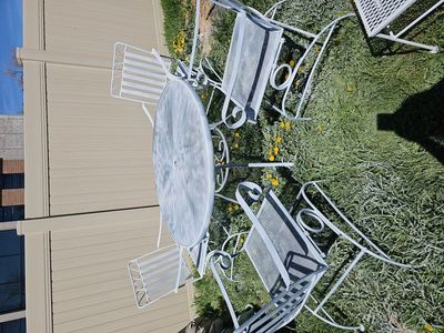 Outdoor metal table & 4 pcs of chair