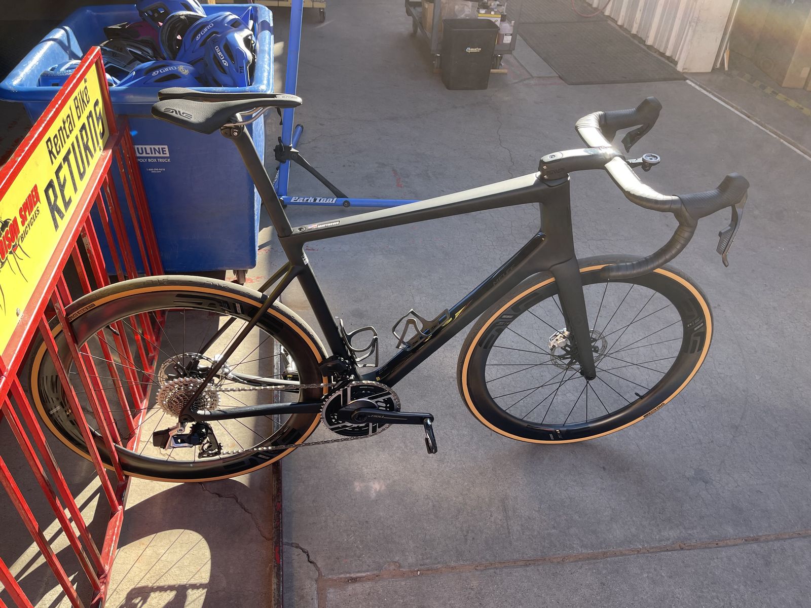 ENVE Melee 60cm road bike. Full Sram Red and ENVE 4.5's W/ ENVE Cockpit