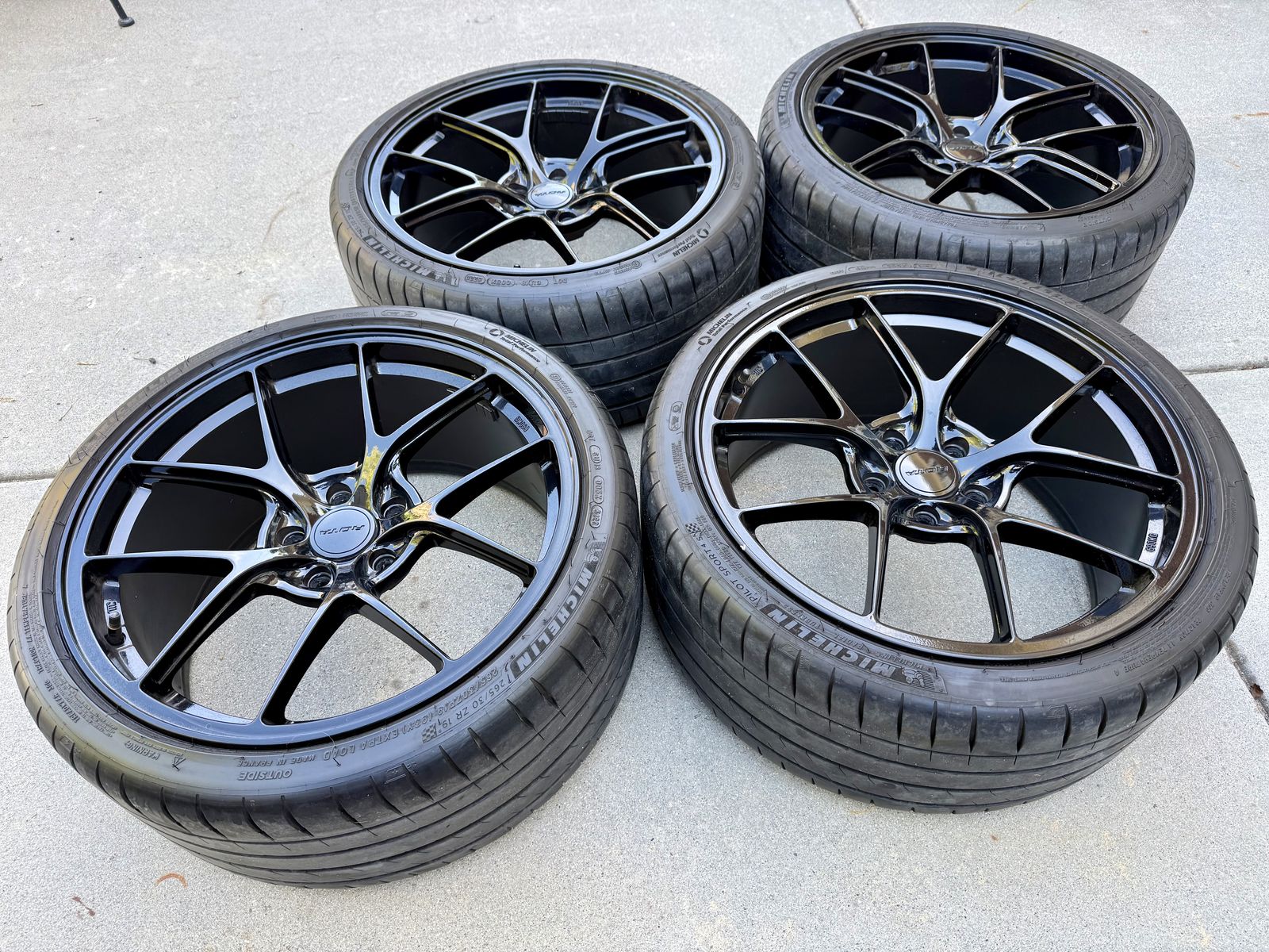 Rota KB-R 19x9.5 Wheels + Michelin PS4S Tires + Pilot Alpin Winters — 5x114.3