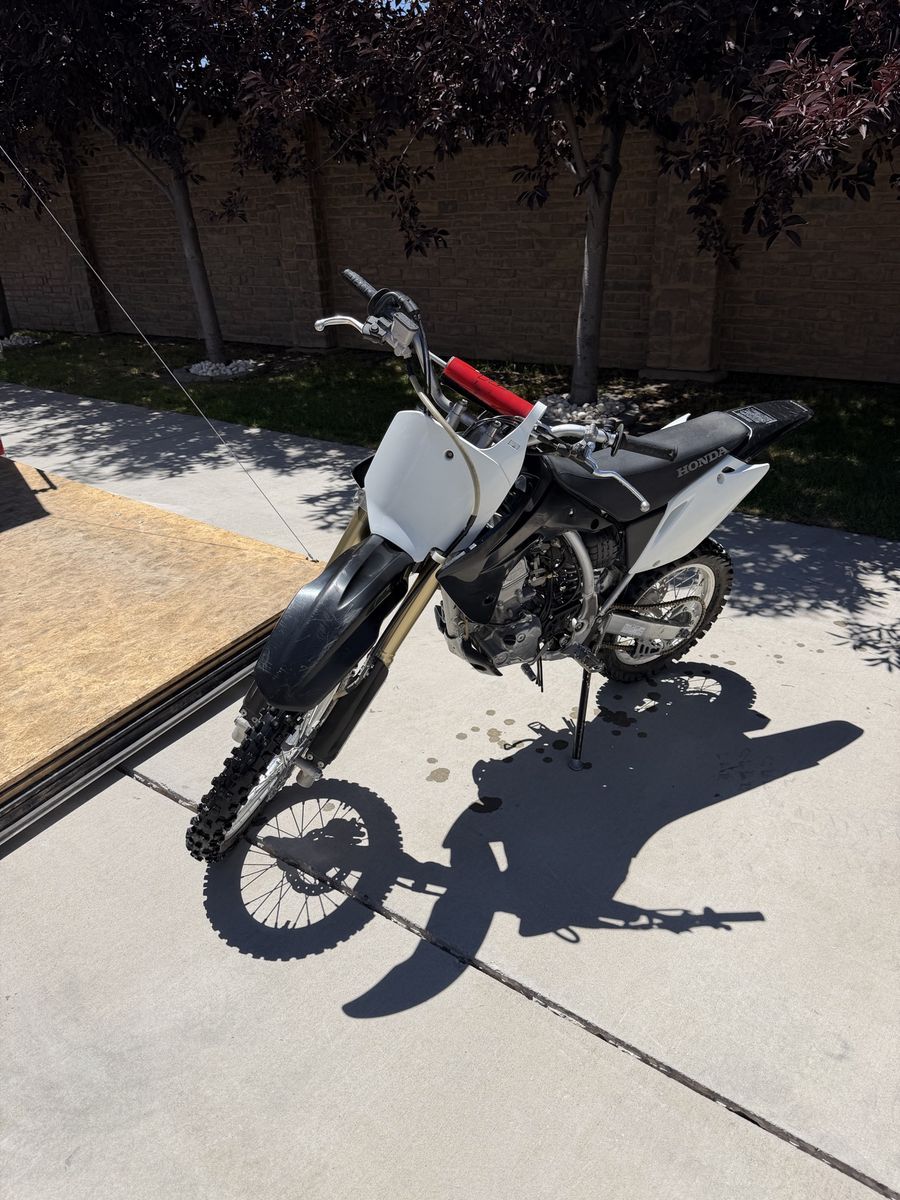 2009 Honda CRF150R Dirt Bike - Fresh Oil & Carb Rebuild