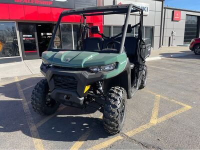 2025 Can-Am Defender DPS HD9