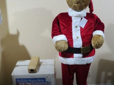 New Lifesize Dancing Santa Bear Christmas Decor