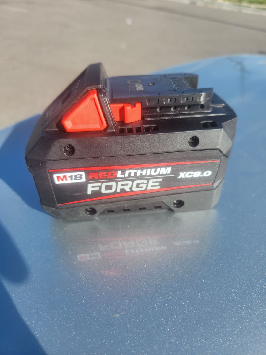 Milwaukee M18 RedLithium FORGE XC8.0 battery
