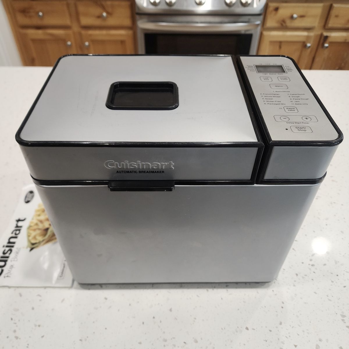CUISINART 2 LB AUTOMATIC BREAD MAKER MACHINE w/ MANUAL WORKS GREAT & CLEAN NICE QUALITY!