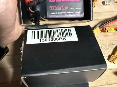 CNHL 1300 MAH 6s FPV batteries