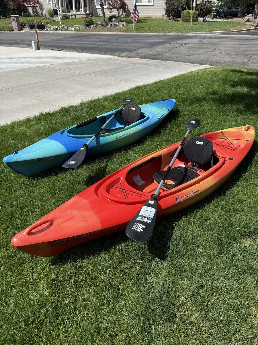 Perception Wave 10.0 & Impulse 10.0 Kayaks - 10 ft, with Paddles & Backrests (Set of 2)