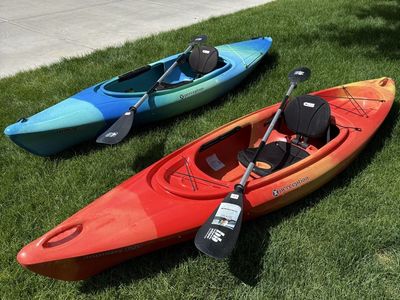 Perception Wave 10.0 & Impulse 10.0 Kayaks - 10 ft, with Paddles & Backrests (Set of 2)