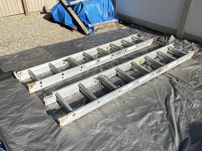 16' Extension Ladders
