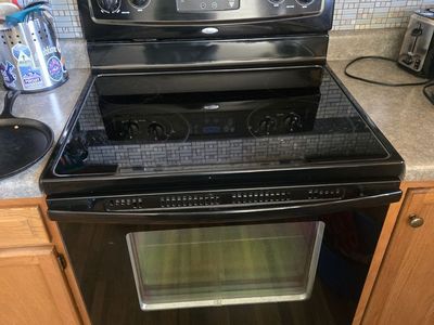 Whirlpool glass top oven range