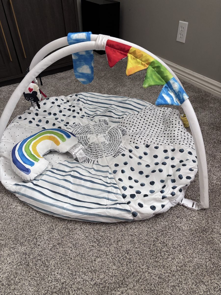 Baby Play Mat Gym with Rainbow Pillow & Hanging Toys - Black/White/Blue/Rainbow