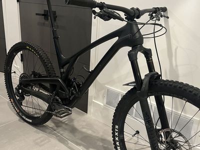 2022 Evil Offering 29" - XL