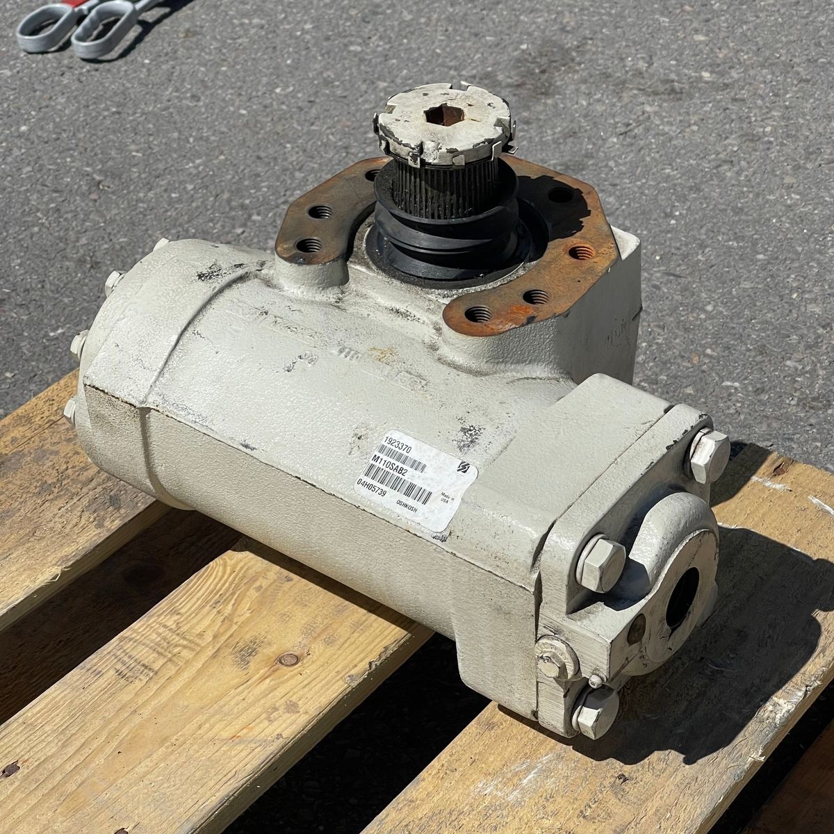 OSHKOSH Sheppard Hydraulic Steering Gear Box M110SAB2 (Used)