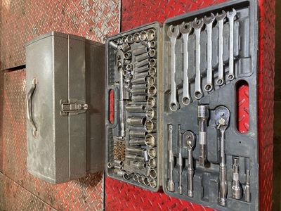 Toolbox and tool set