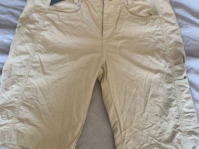 Patagonia Women's Lightweight Hiking Shorts - Size 2, Tan