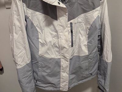 Men's Ski / Snowboard Clothing Set (L/XL) + Accessories