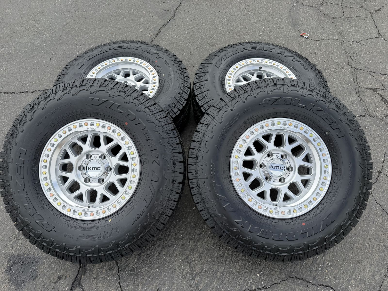 New Silver KMC KM549 6x135 Falken AT4w 35x11.50r17