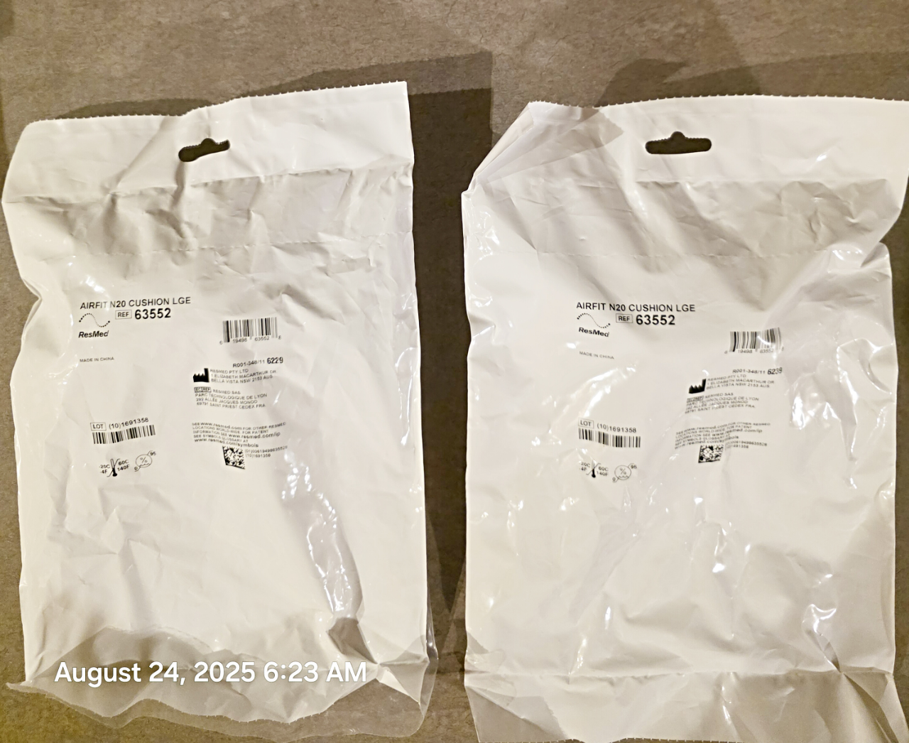 2 ea. Airfit N20 Cushions Larges Brand New