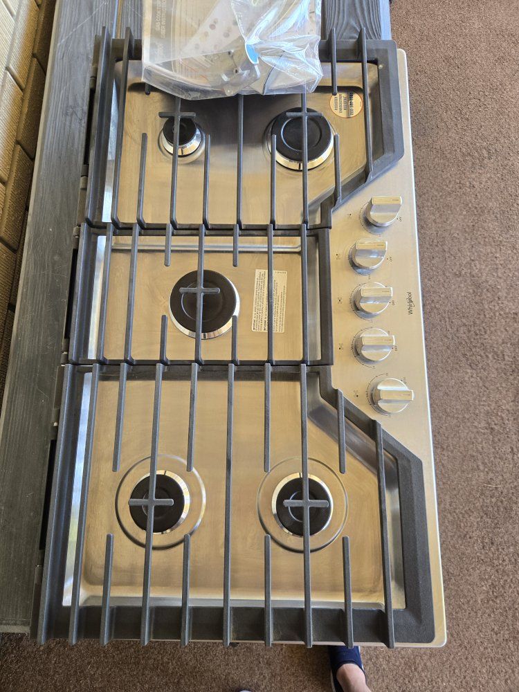 Whirlpool 36 Inch 5 Burner Gas Cooktop New