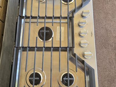 Whirlpool 36 Inch 5 Burner Gas Cooktop New